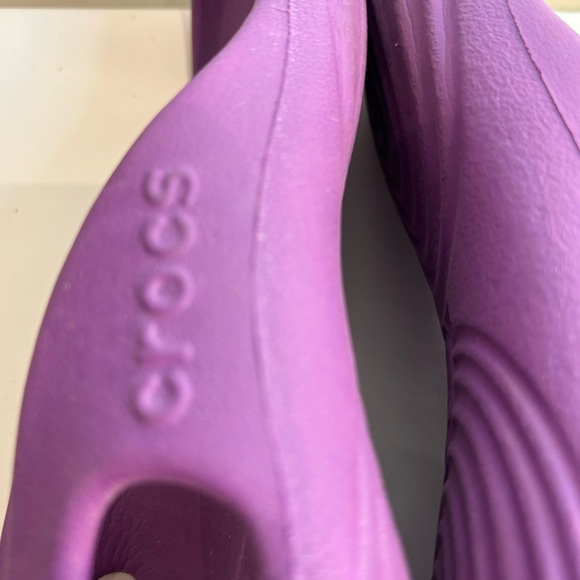 CROCS Sz 9 Almost Barefoot Slip On Flip Flop Slides Comfort Sole Sandals Shoes - Picture 7 of 9